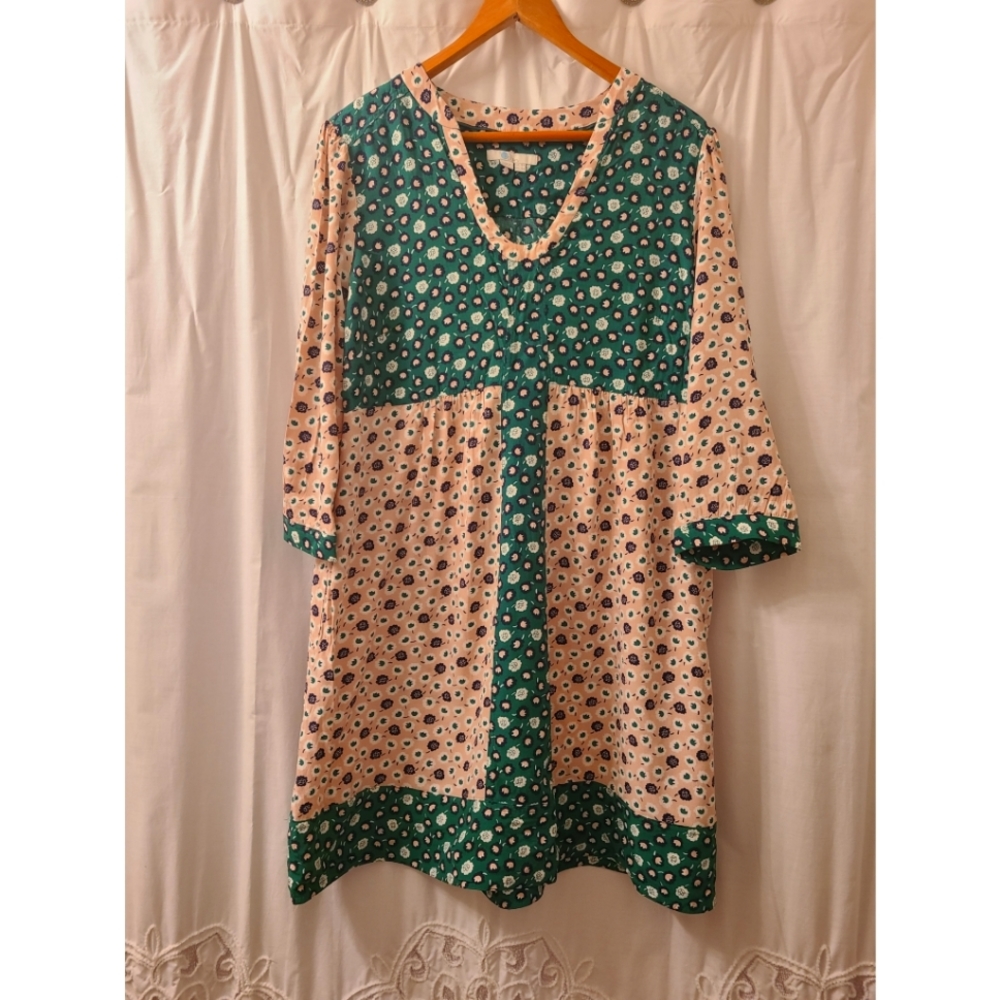 Unique design - small floral print